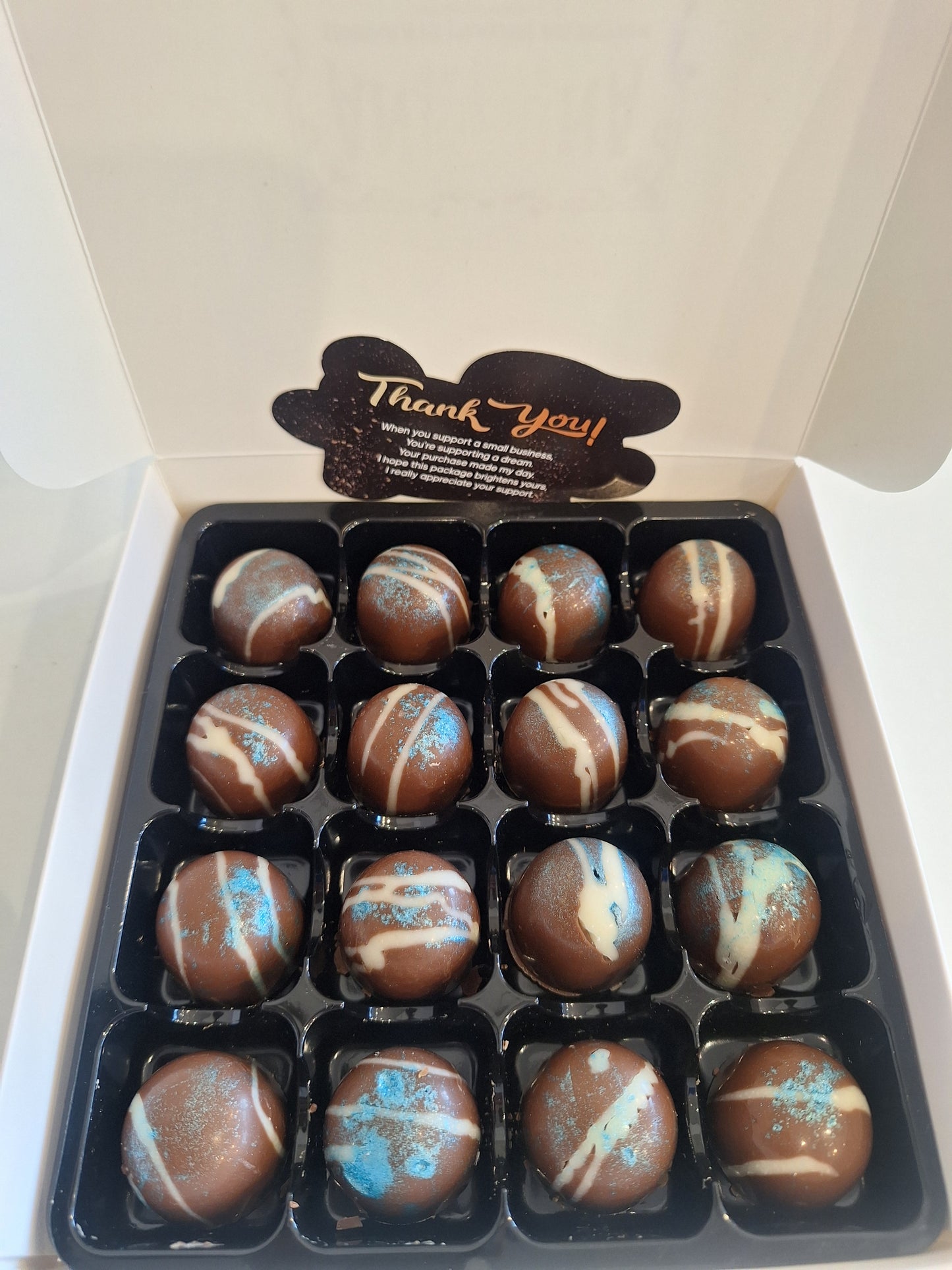 Chocolate Praline Selection (Baileys Caramel)